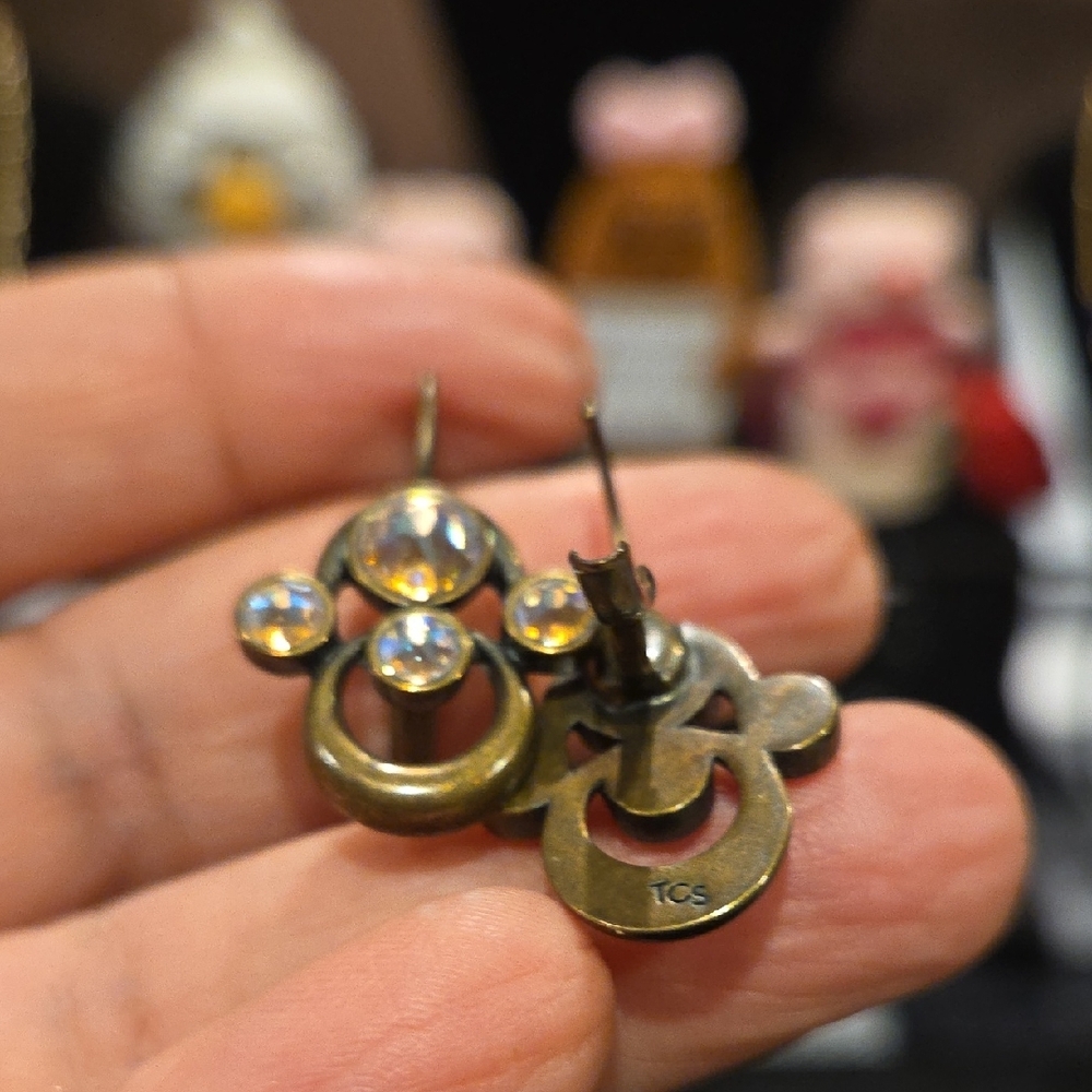 Touchstone Crystal Antique Gold Earrings with Iridescent Accents - Picture 3 of 4